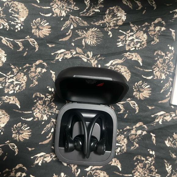 Powerbeats pro - Picture 4 of 4